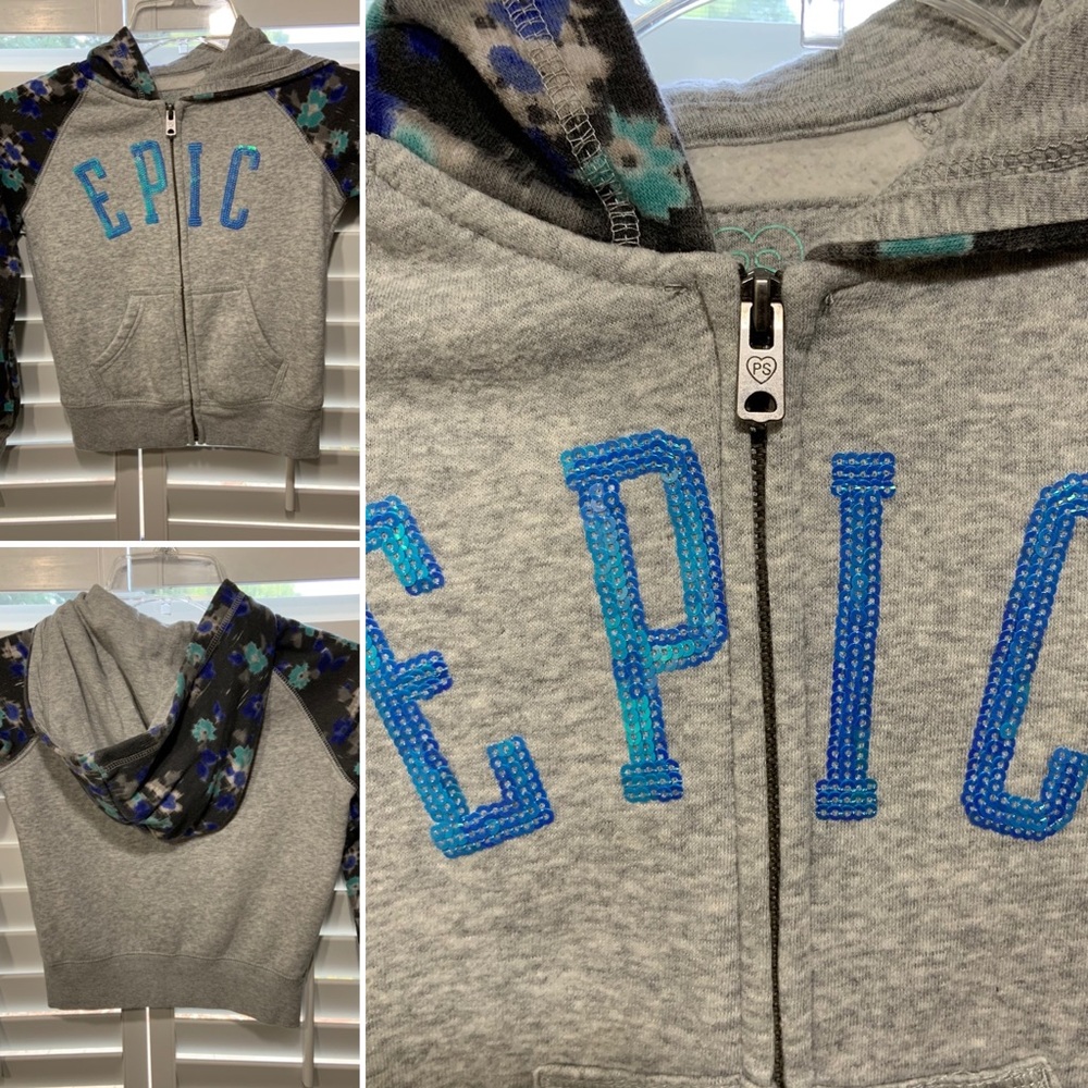 Youth Zip Hoodie Size 6